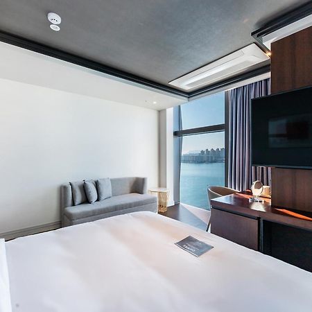 H Avenue Gwanganri Beach Busan Bagian luar foto